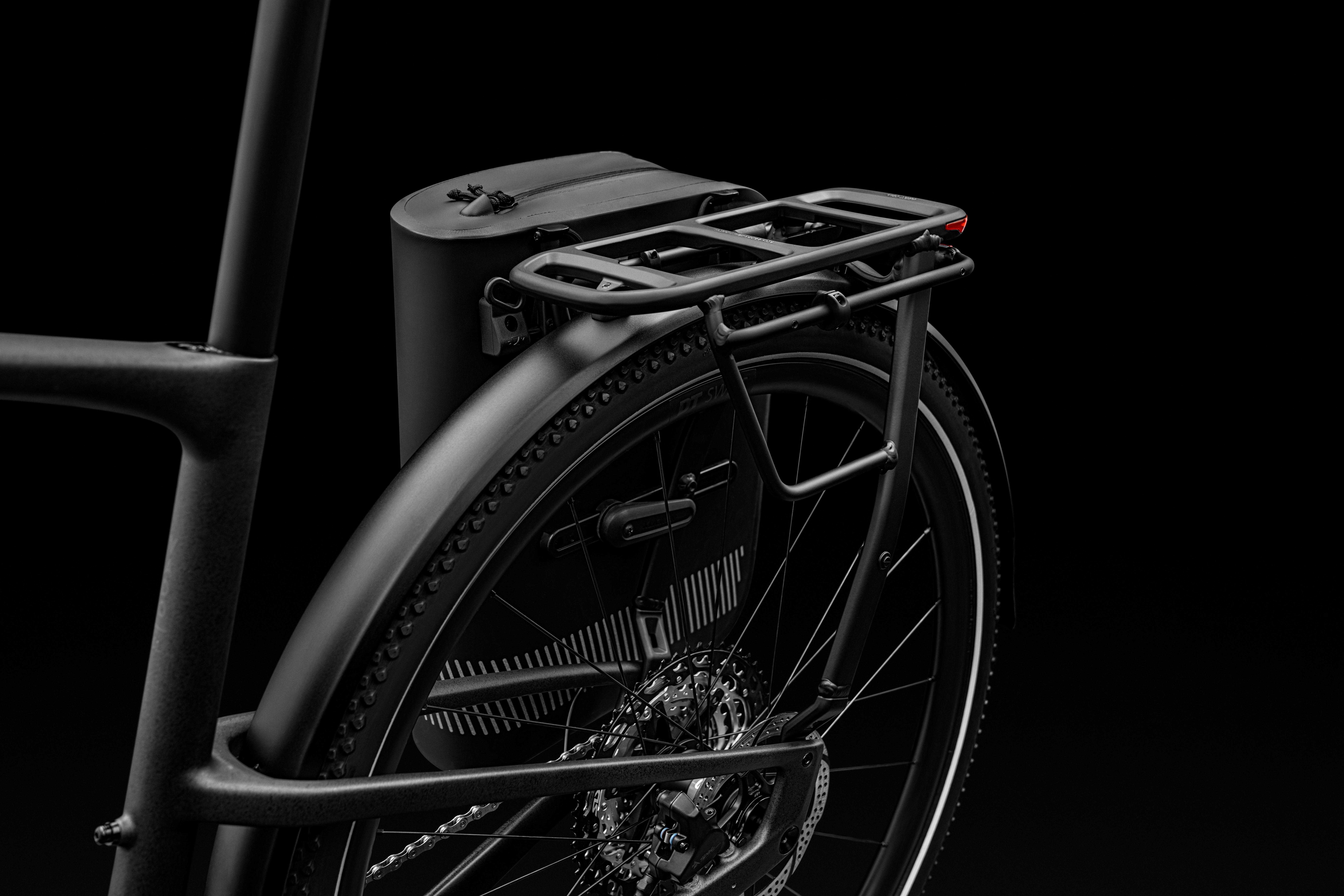 2024 Turbo Vado SL 2 6.0 EQ Carbon Electric Hybrid Bike banner 4
