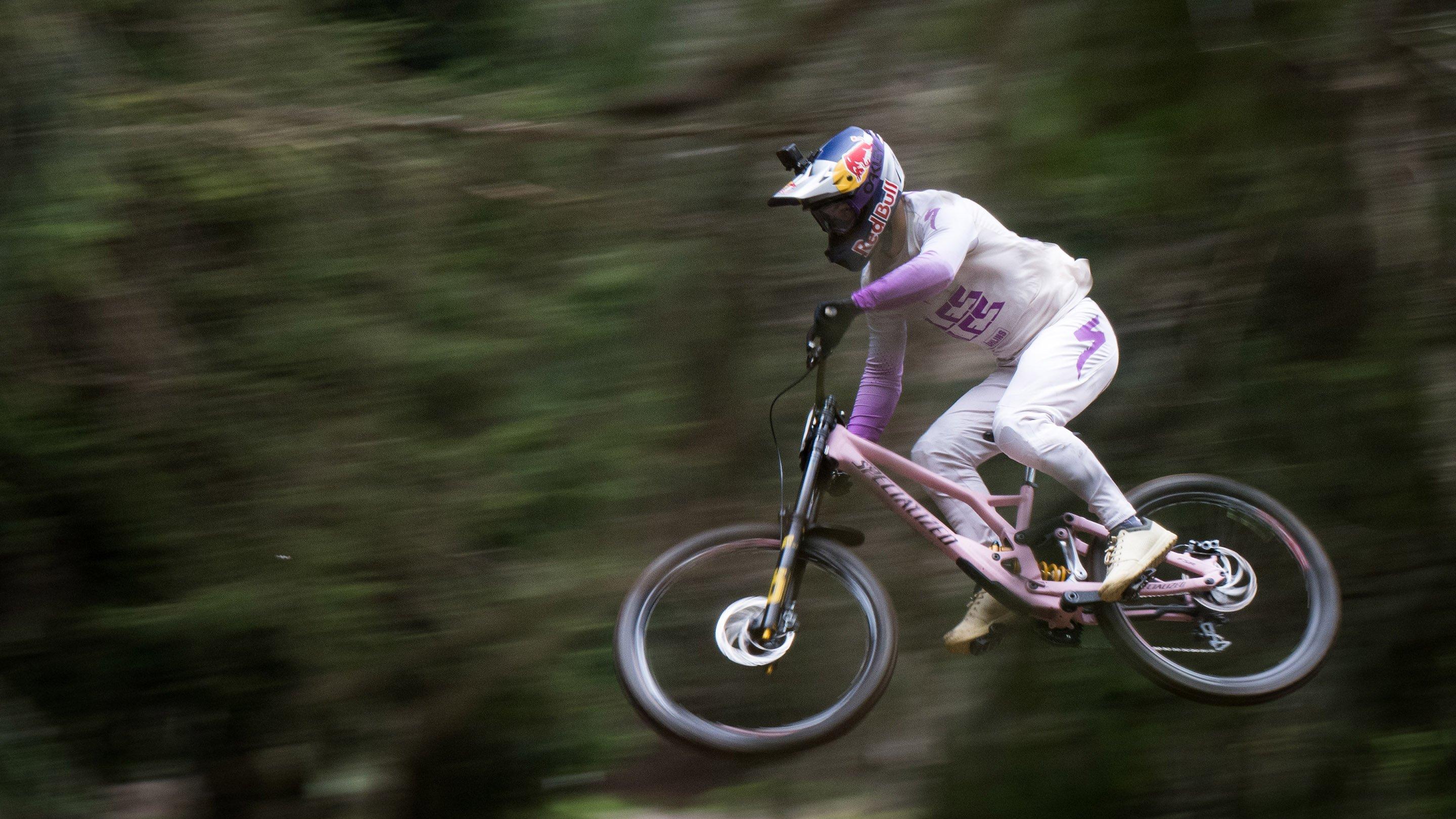 01_EQT-2101_Lourdes_Cannibal_Carousel_28