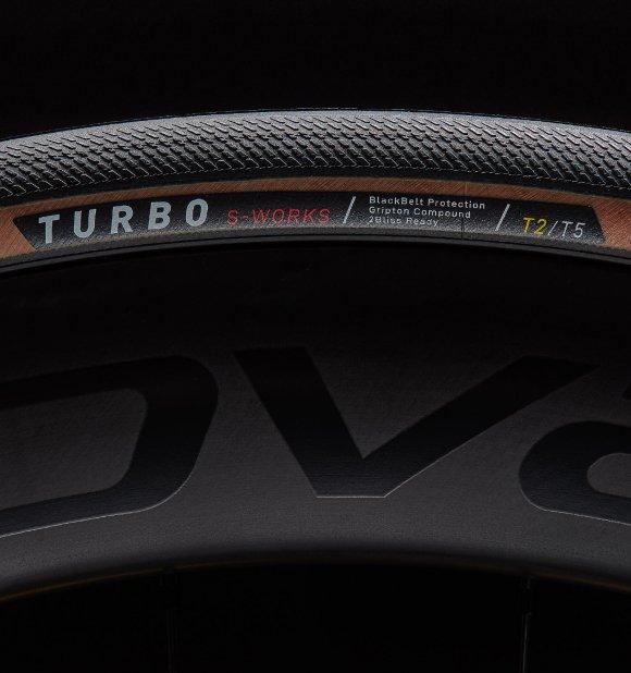 Specialized tubeless shop road tires