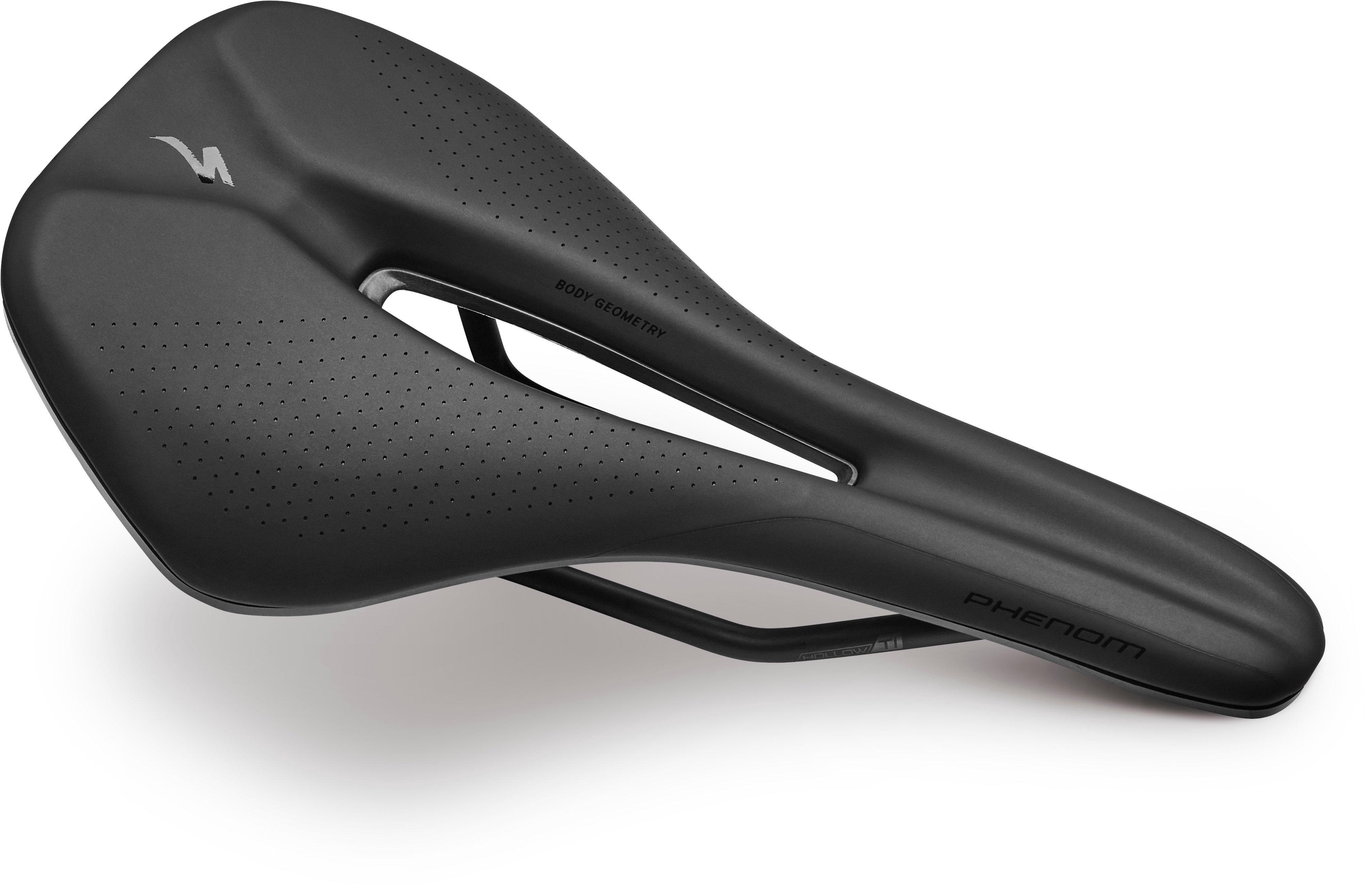 PHENOM EXPERT SADDLE BLK 155(155mm ブラック): サドル