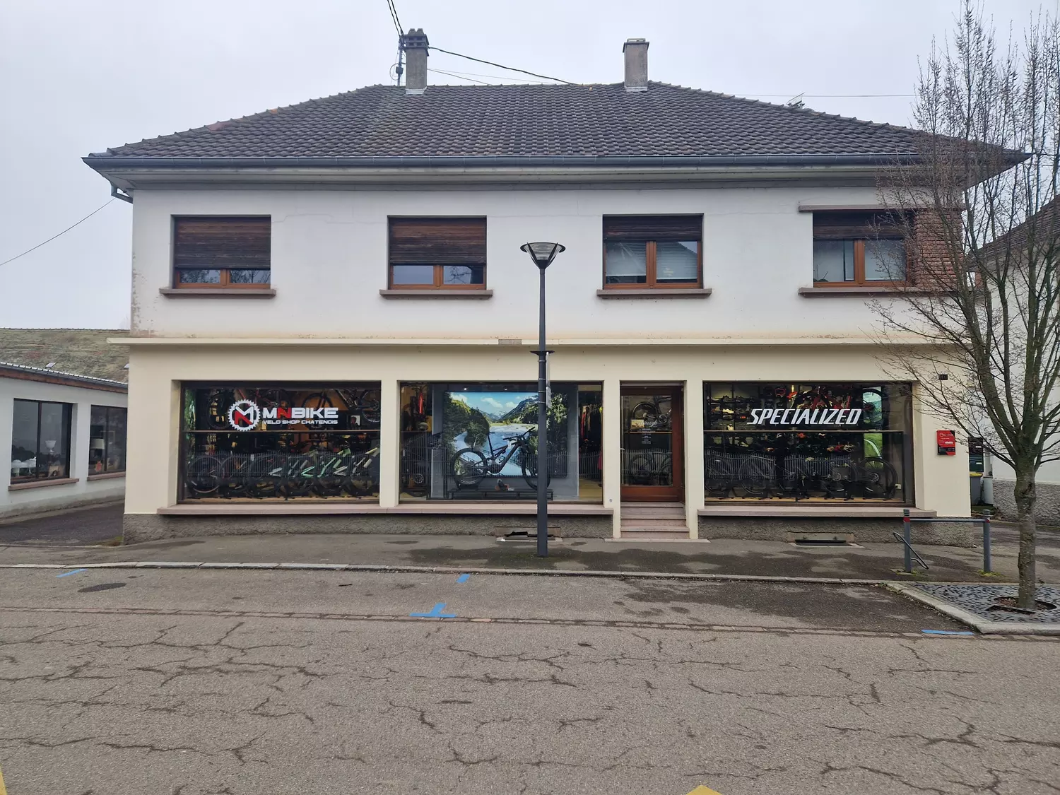 Store Image