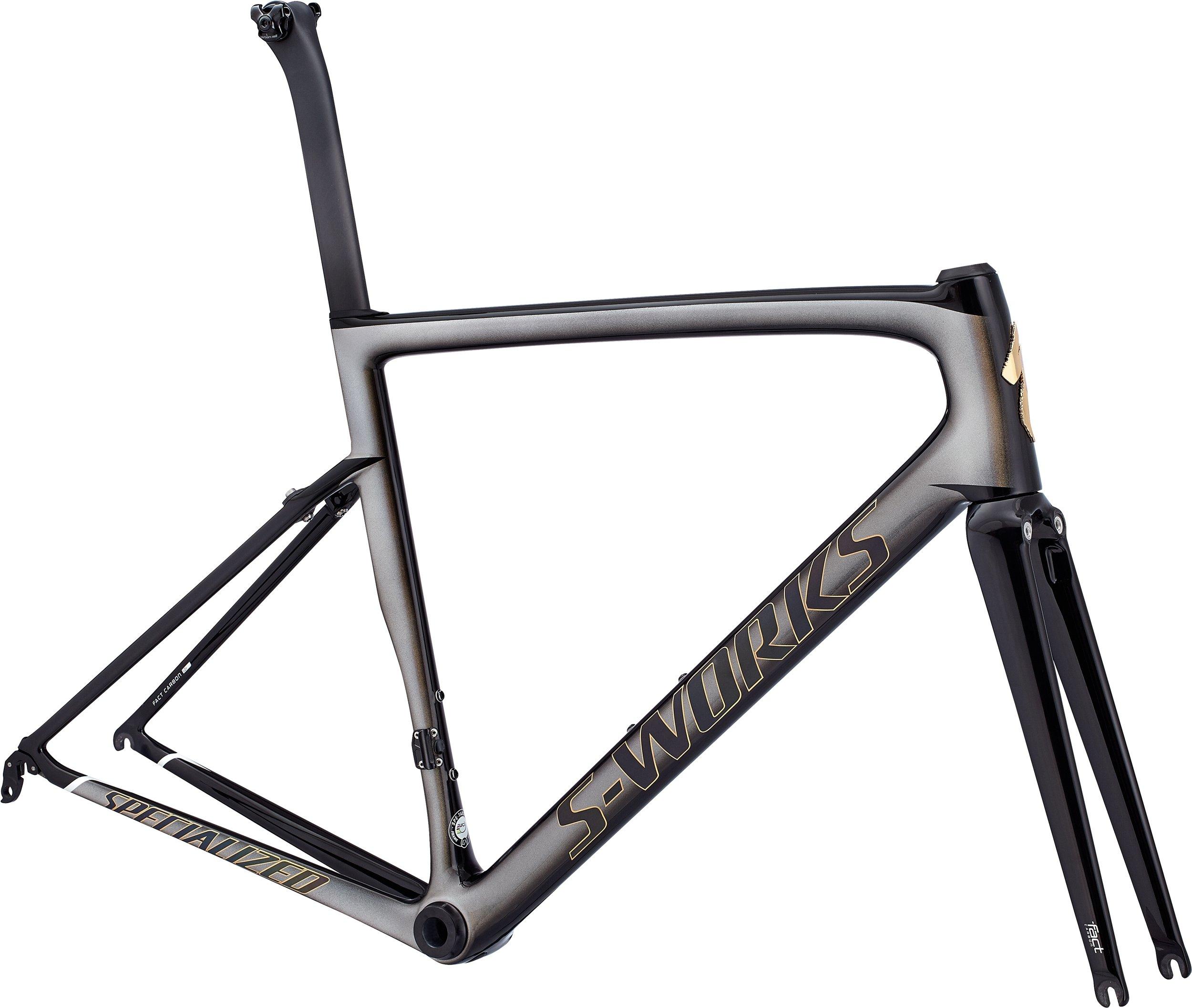 S works hot sale tarmac sagan