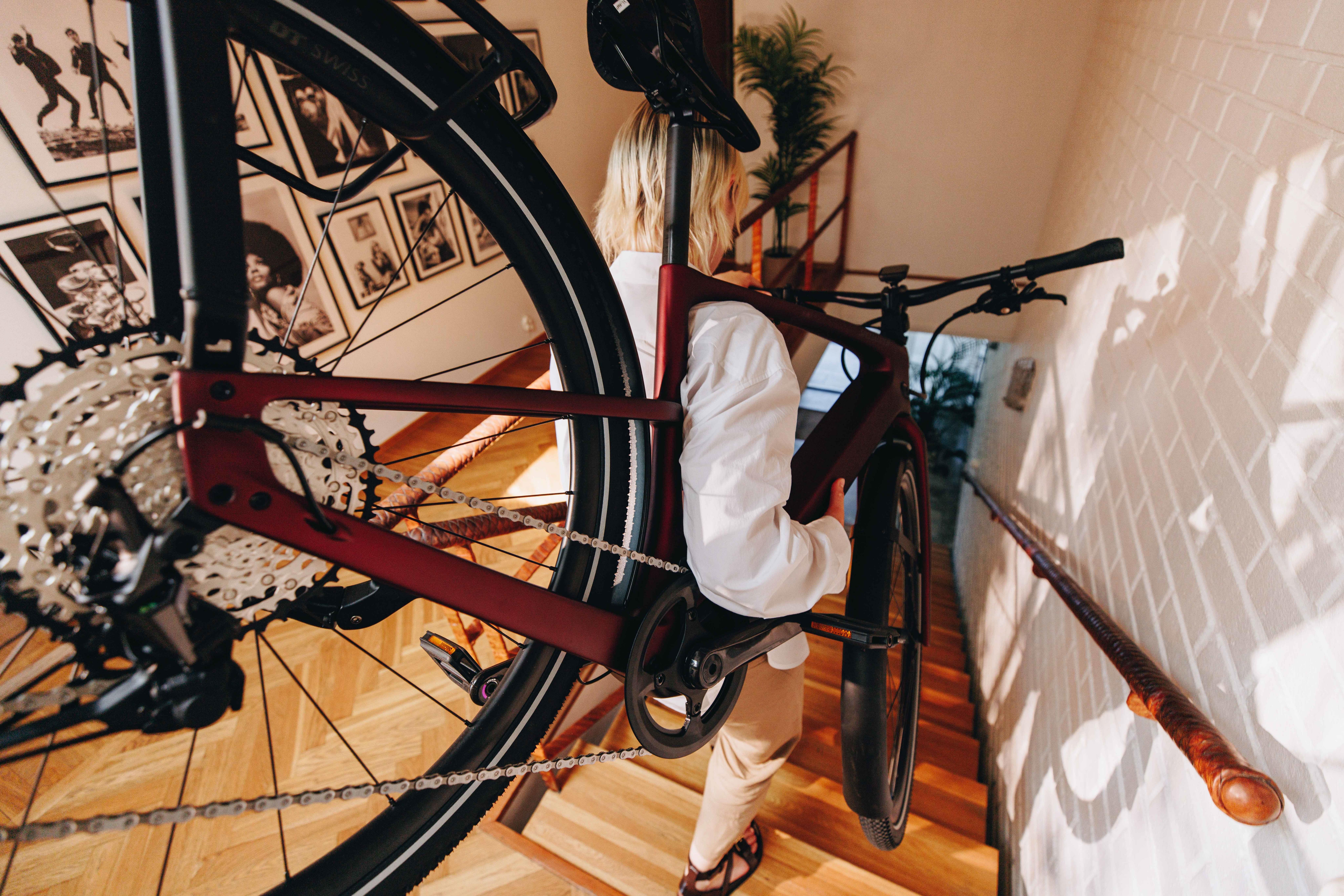 Turbo Vado SL 2 4.0 Step-Through Electric Hybrid Bike banner 2