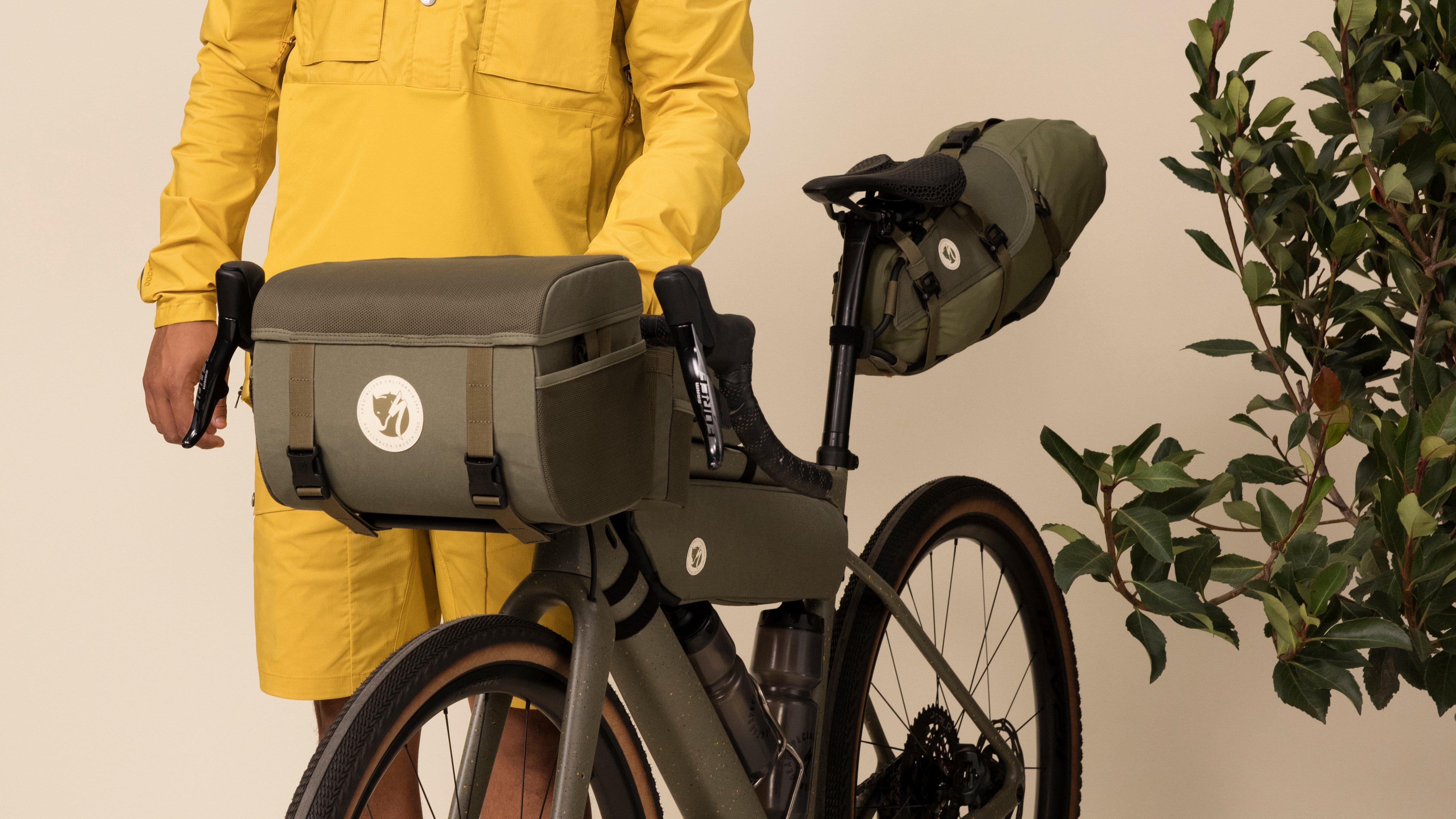 Specialized/Fjällräven bolsa manillar.