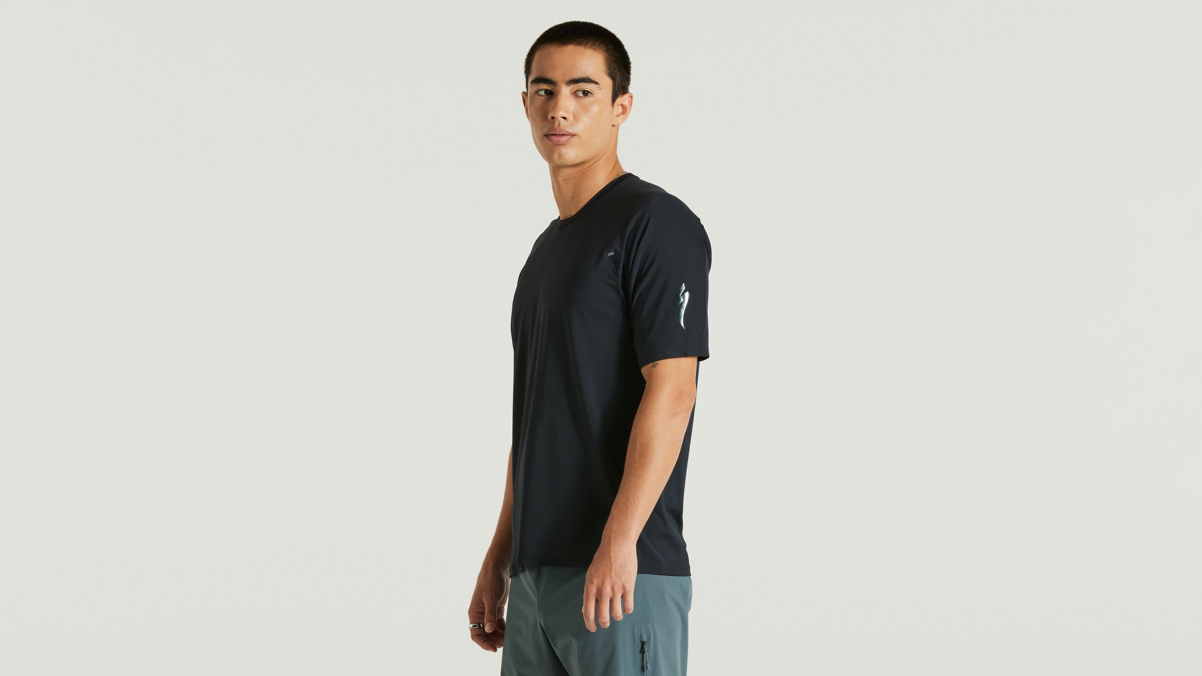 30日間満足保証対象】MEN'S TRAIL AIR SHORT SLEEVE JERSEY BLK S(S 