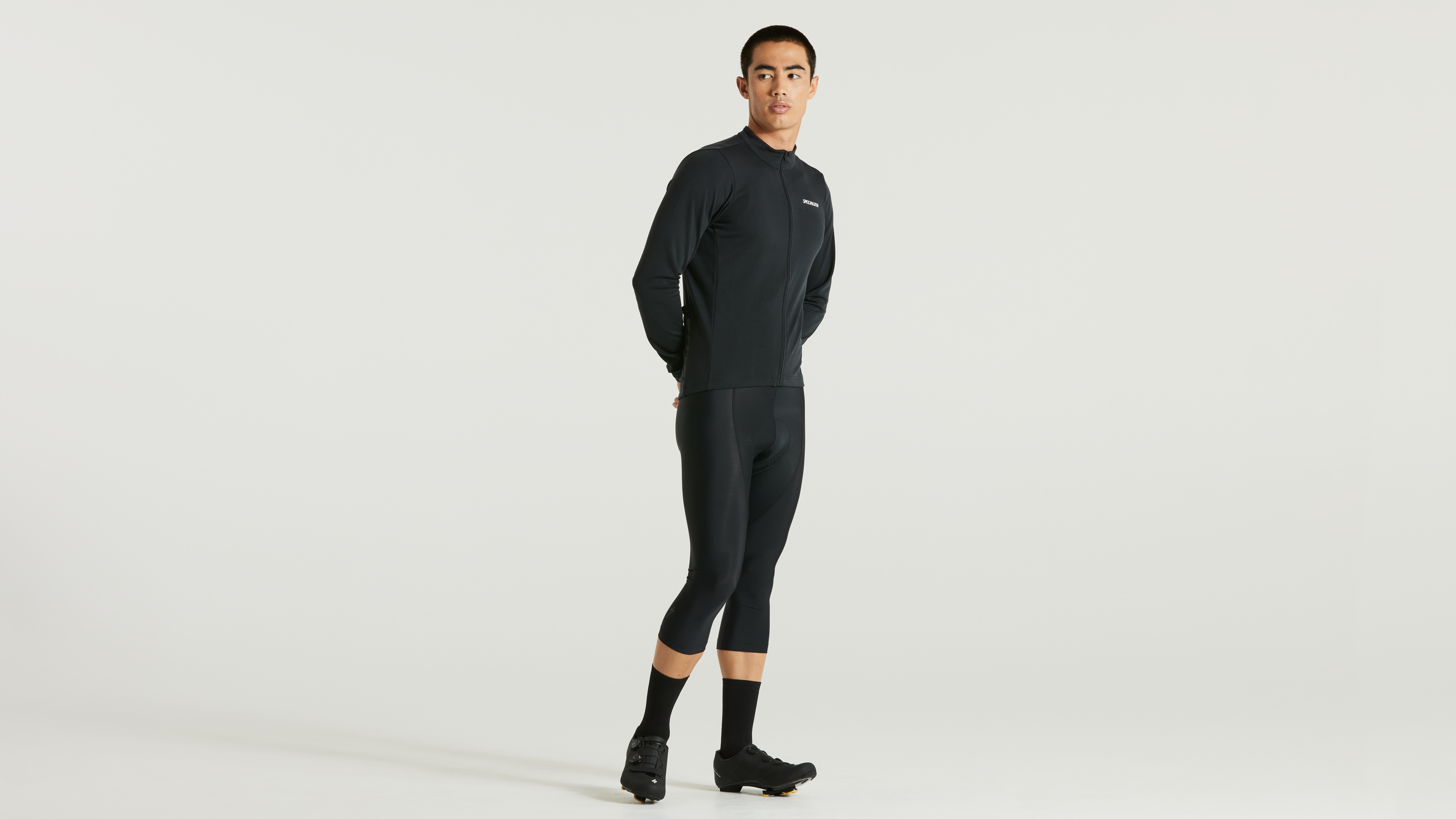 https://assets.specialized.com/i/specialized/64221-240_APP_RBX-CYCLING-KNICKER-MEN-BLK-M_HERO?$scom-pdp-product-image$&fmt=auto