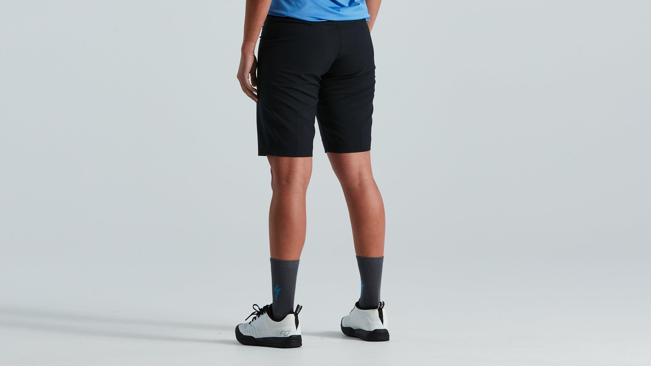 WOMEN'S TRAIL SHORTS BLK L(L ブラック): アパレル｜スペシャライズド