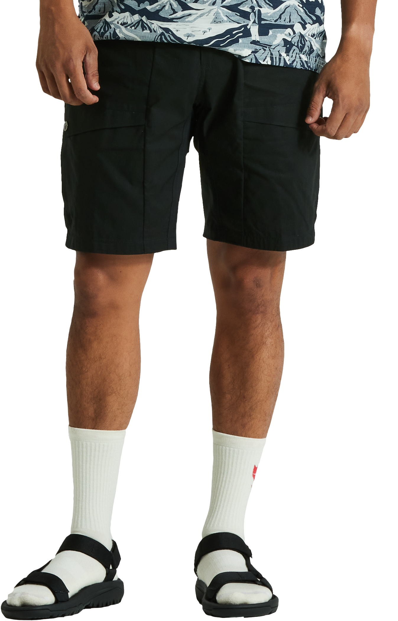 https://assets.specialized.com/i/specialized/64522-2503_APP_S-F-RIDERS-HYBRID-SHORT-MEN-BLK-32_PLP-HERO