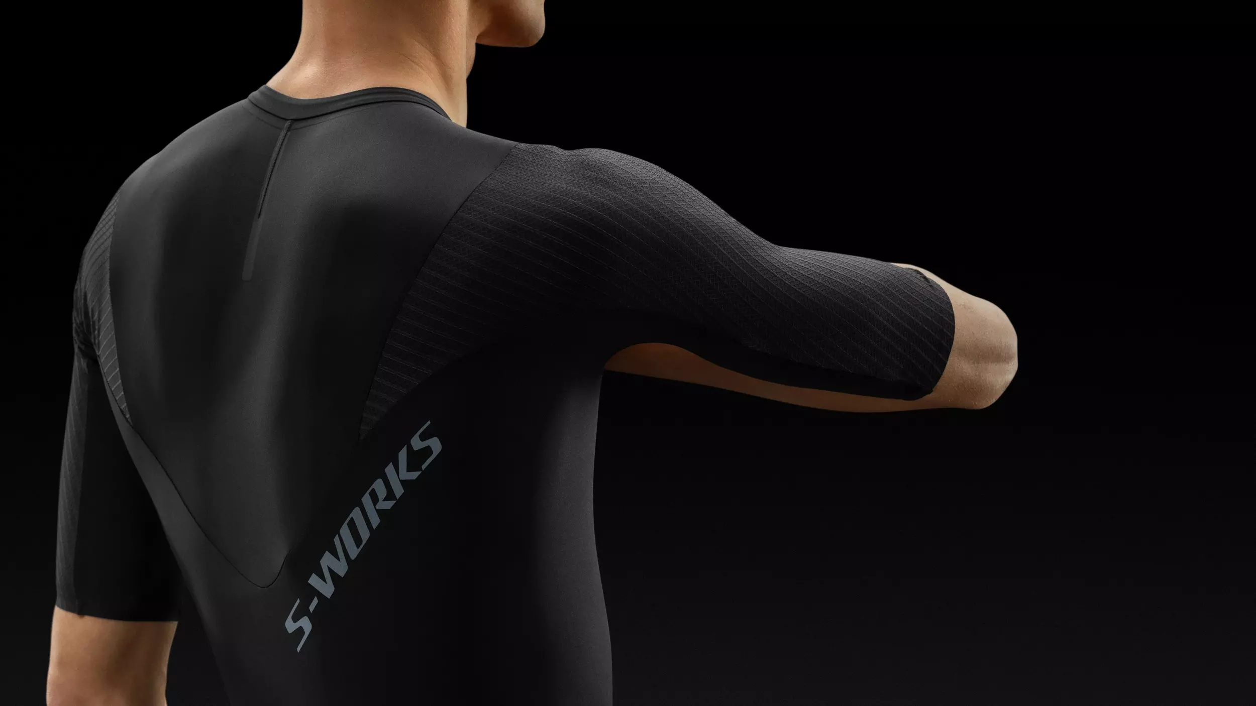 スペシャライズド サーミナルウィンドジャケット SIZE、S Men's S-Works Aero Short Sleeve Skin Suit | Specialized.com.cn
