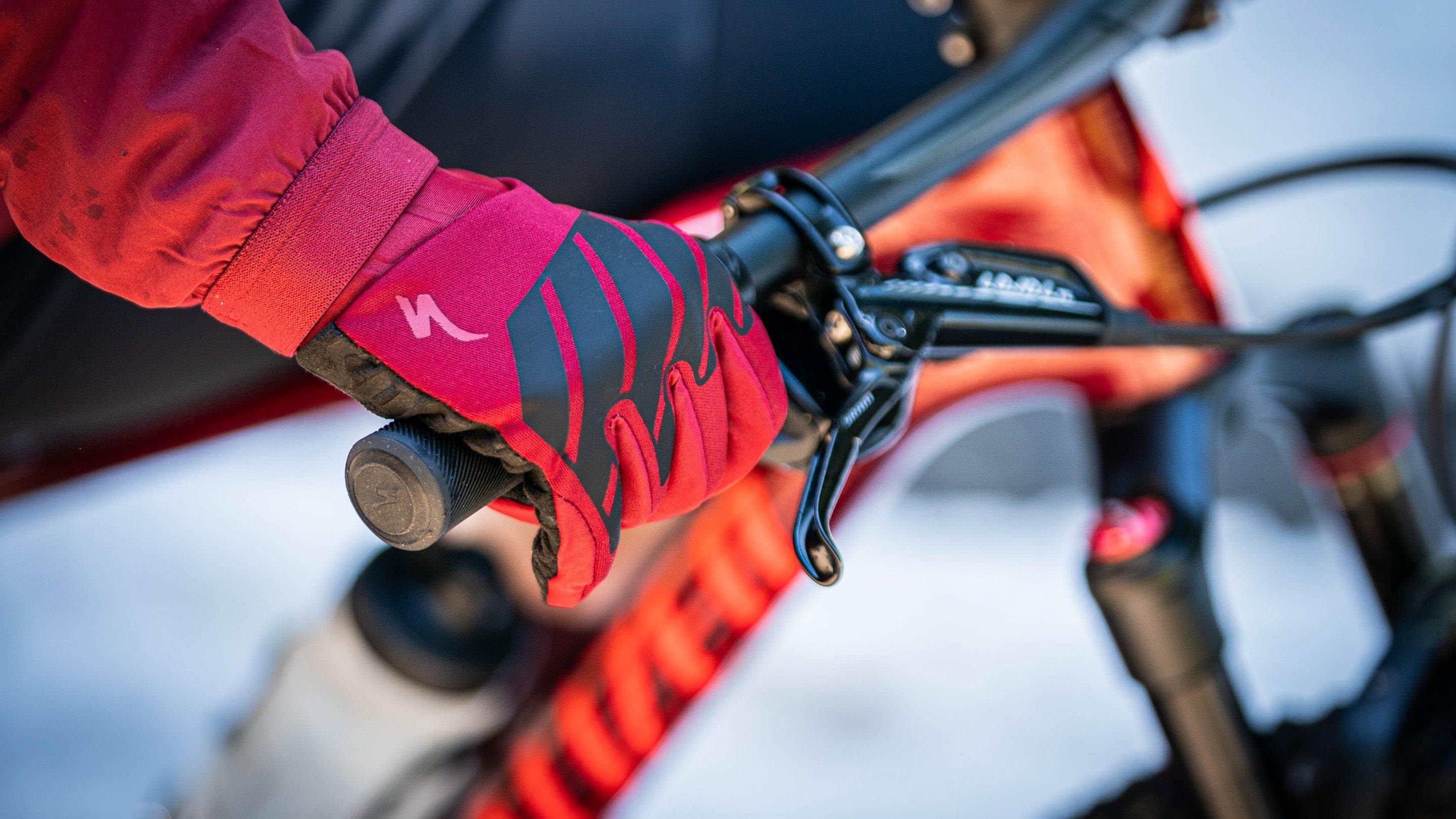 Mountain bike gloves red sale