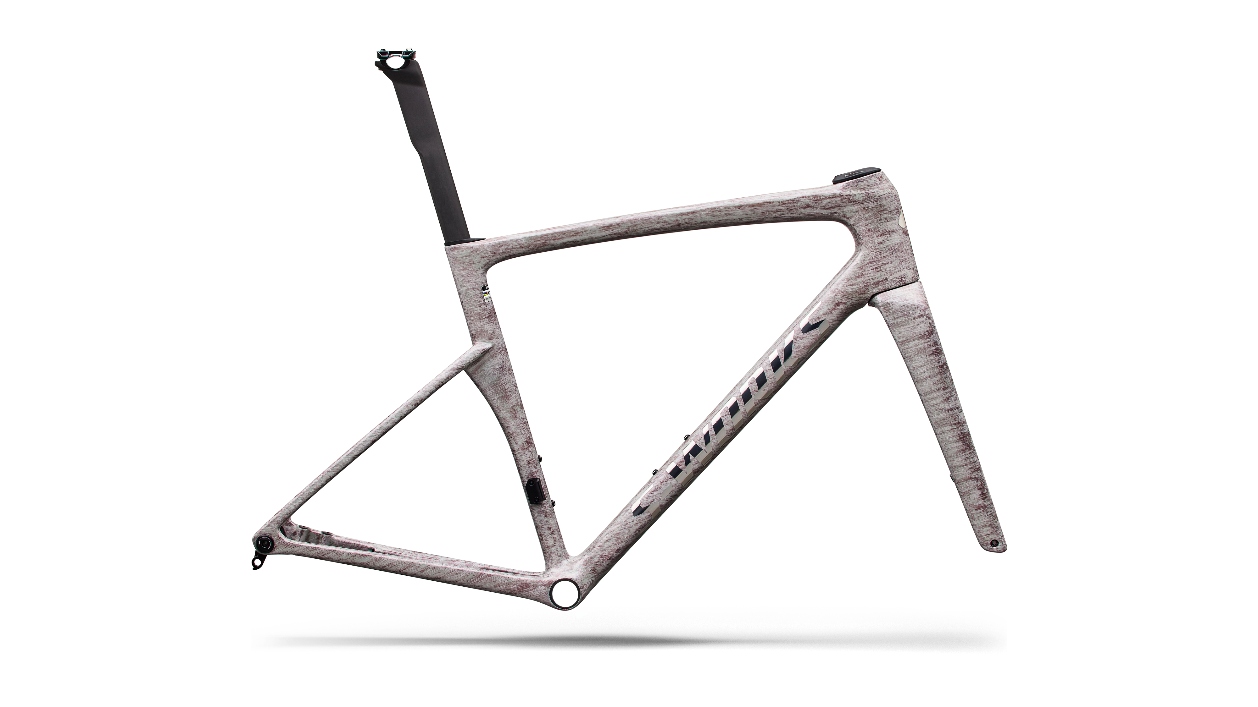 Gloss Dolomite Metallic / Chrome