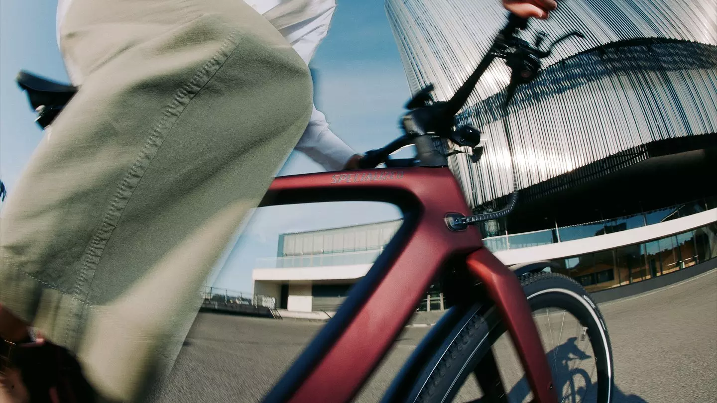 ACT-1148-VadoSLCarbonEQ_LC_01