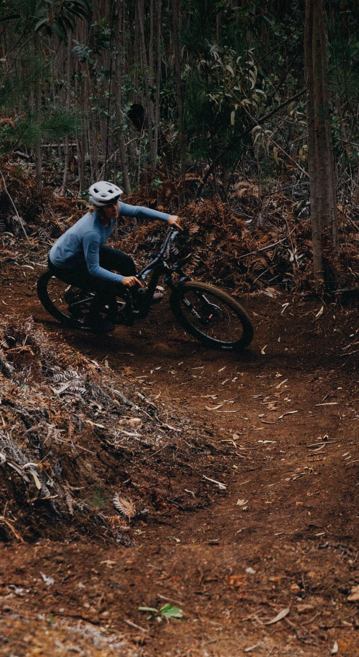 Grid Trail Casing