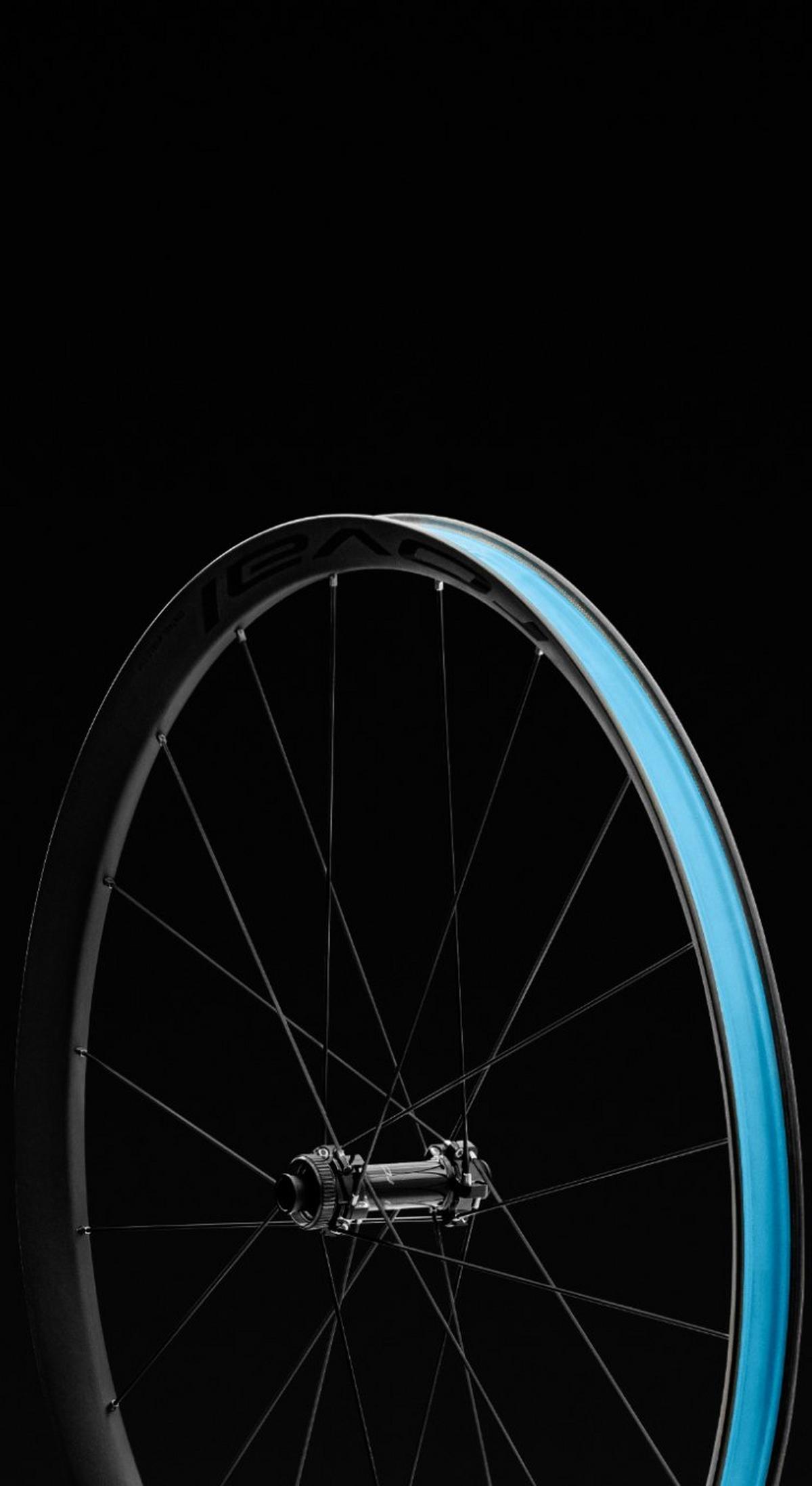 Asymmetrical Rim Shape