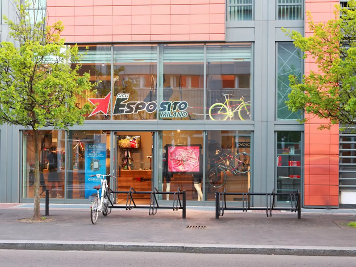 Store Image