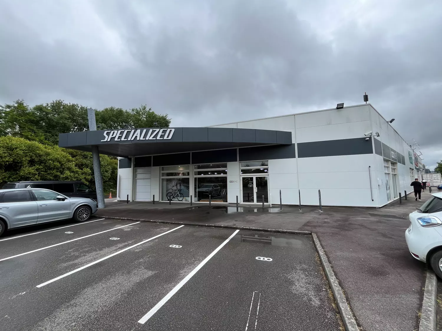 Store Image