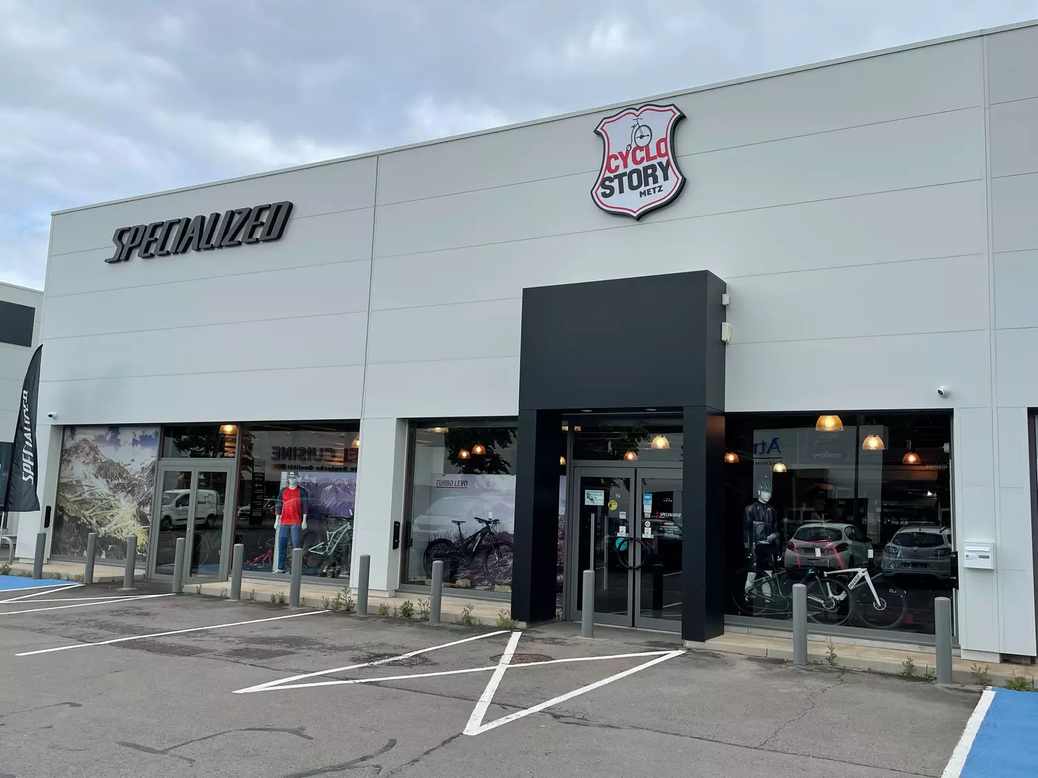 Store Image