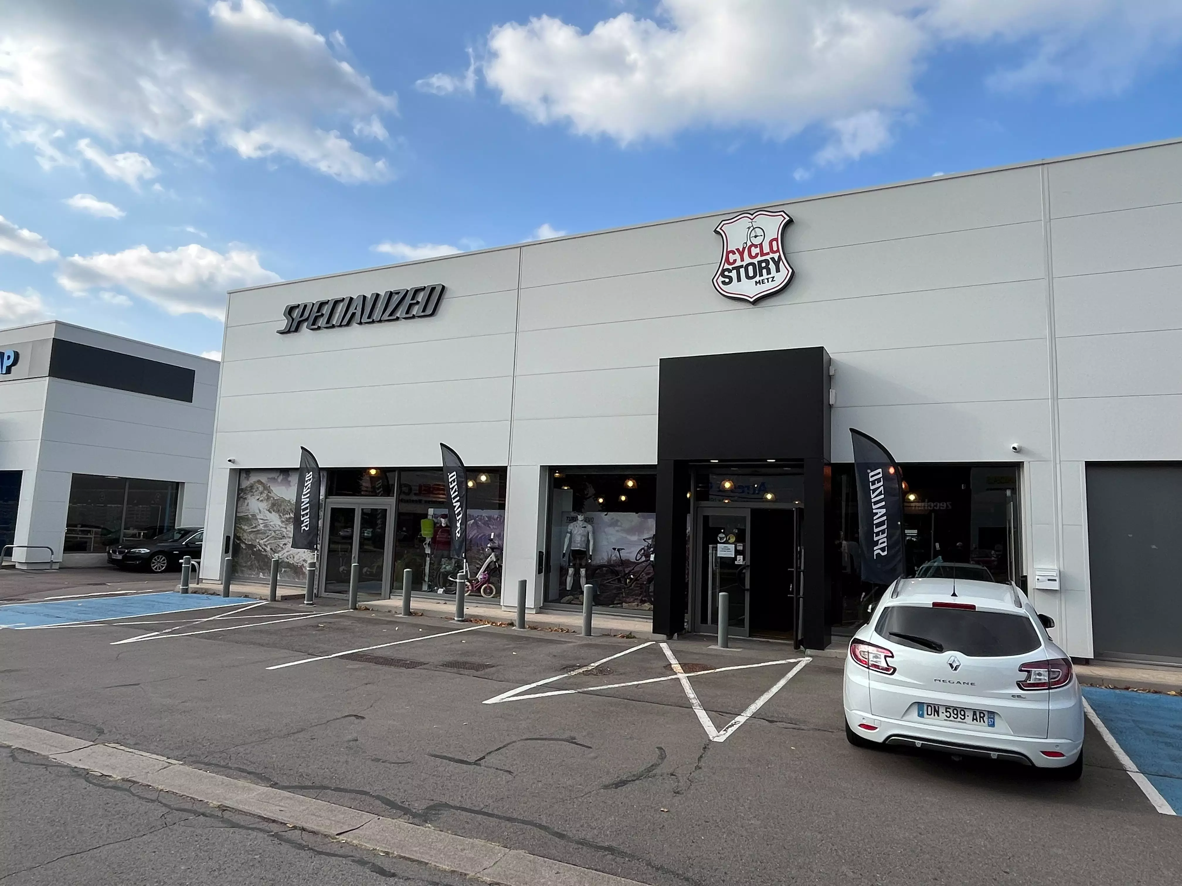 Cyclo Story - Specialized Metz