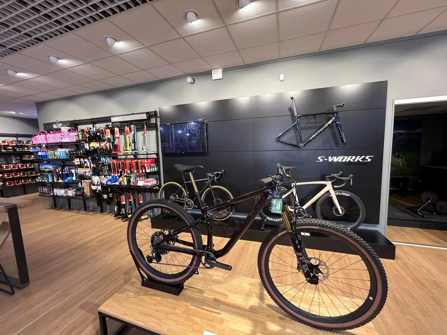 Store Image