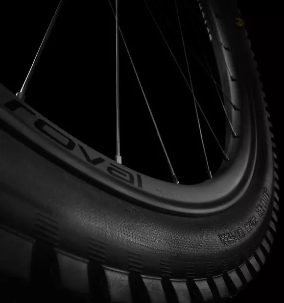 ROVAL TRAVERSE SL カーボン BOOST 27.5 DT SWISS XD フリー ROVAL TRAVERSE SL カーボン BOOST 27.5 DT SWISS XD フリー