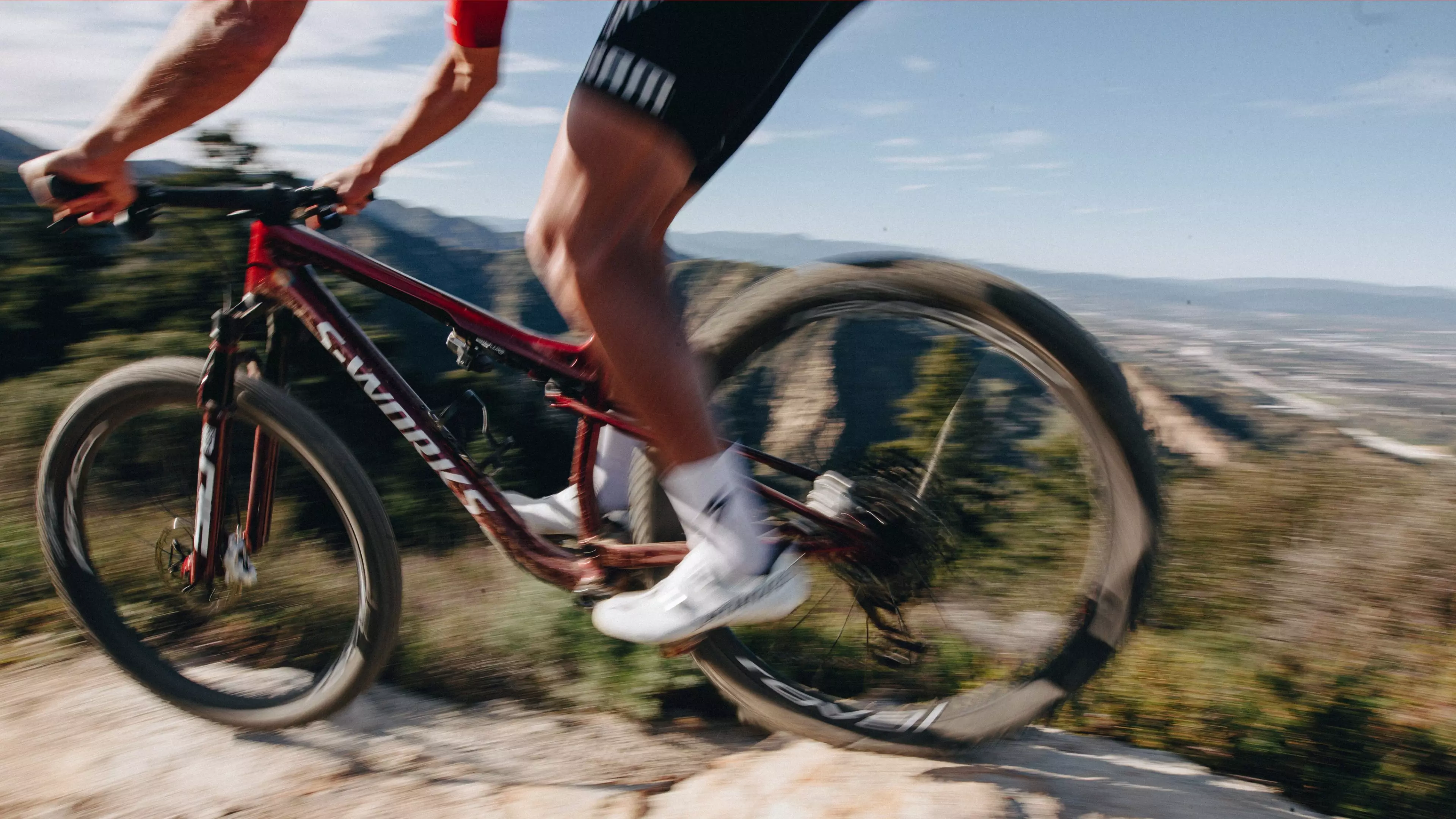 EPIC 9 - Najľahší celoodpružený XC bike na svete