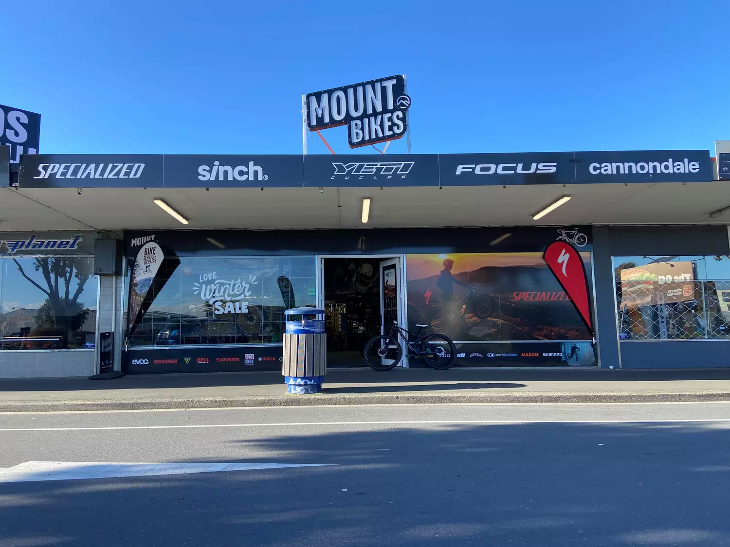 Store Image