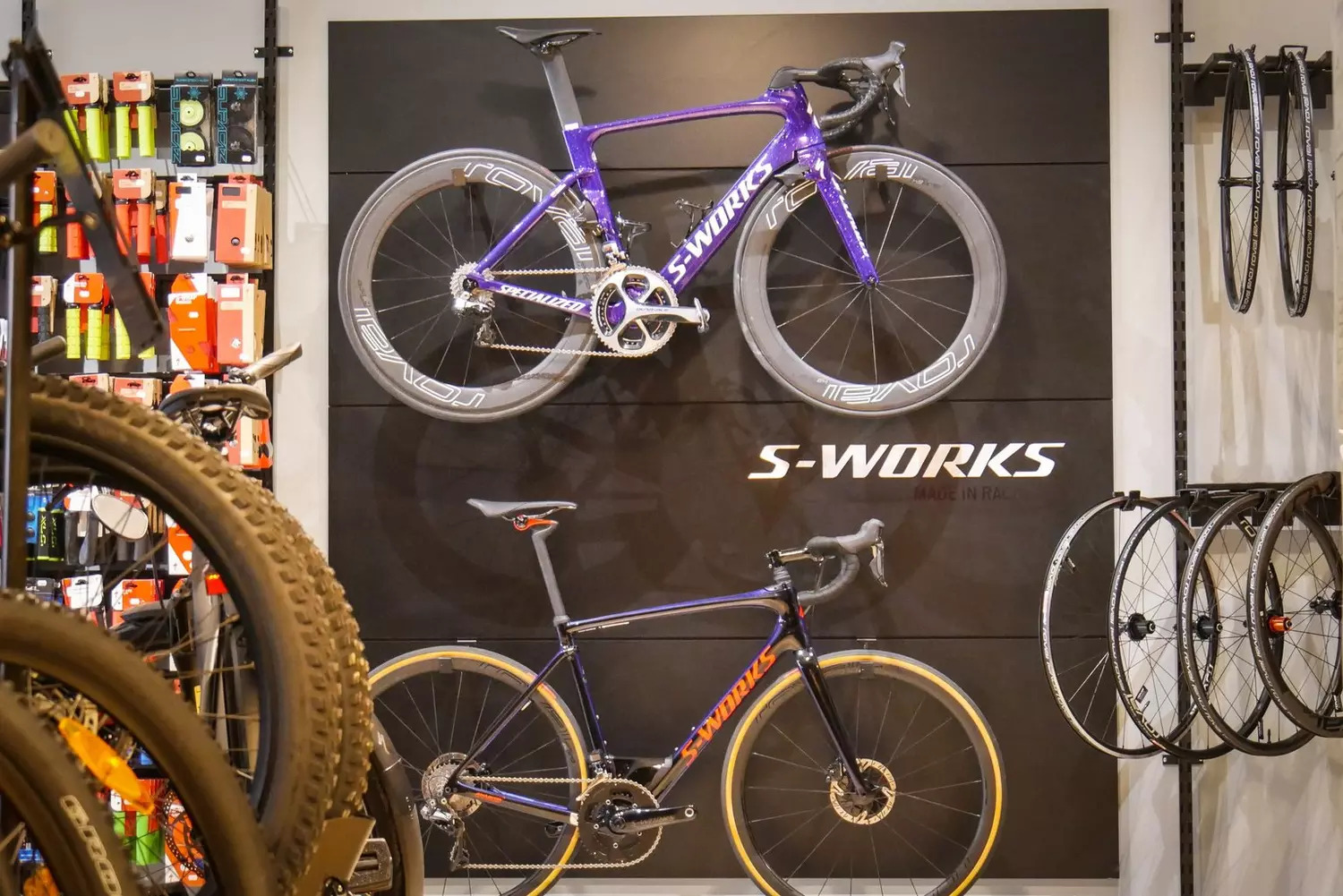 Store Image