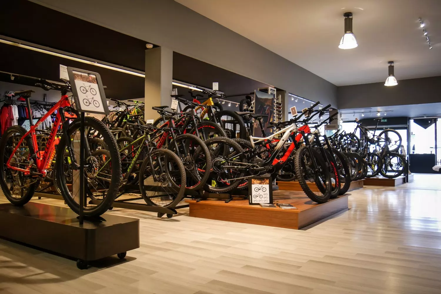 Store Image