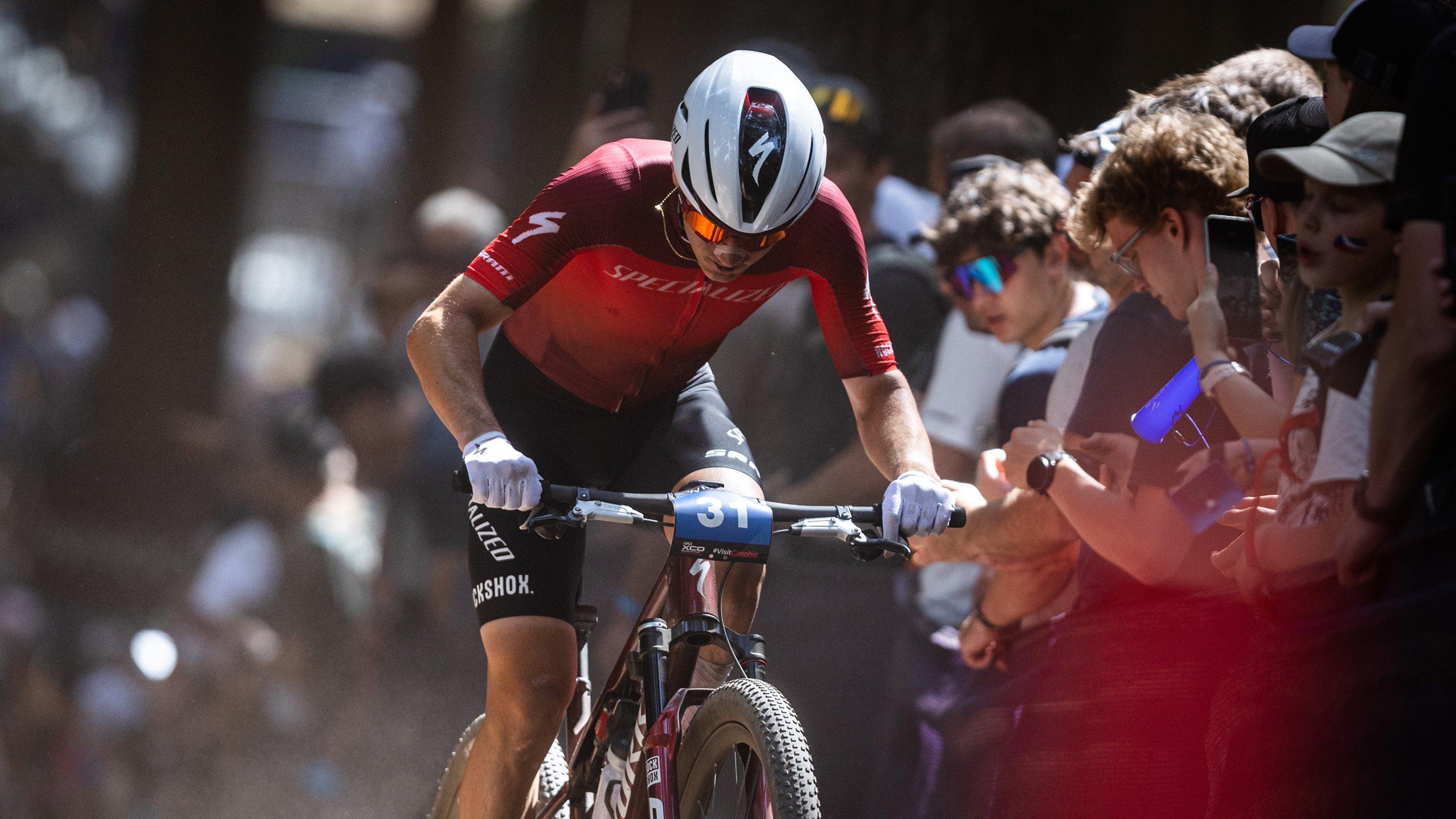S-Works Evade 4 Helmet banner 6