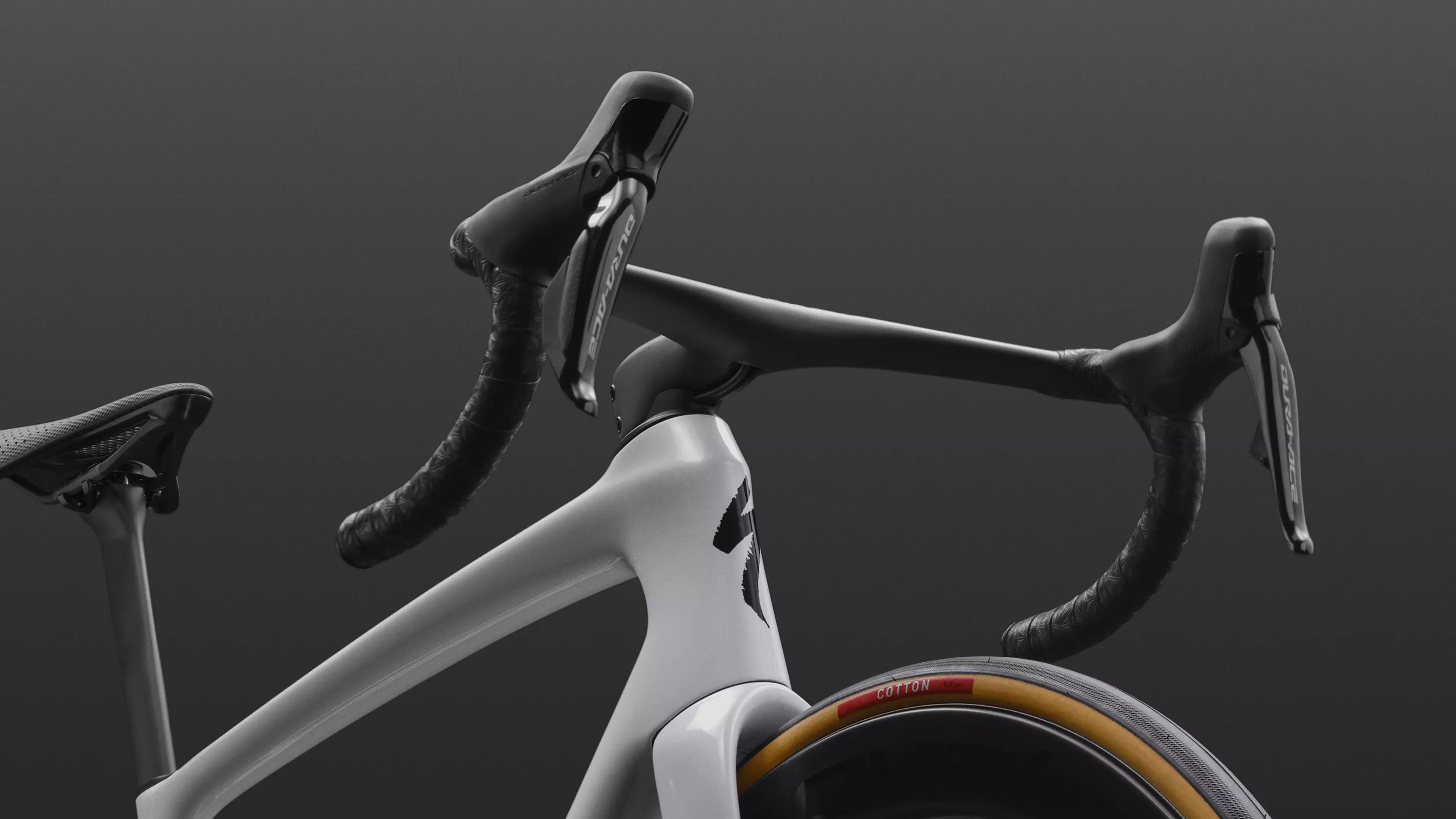 Roval Rapide Cockpit