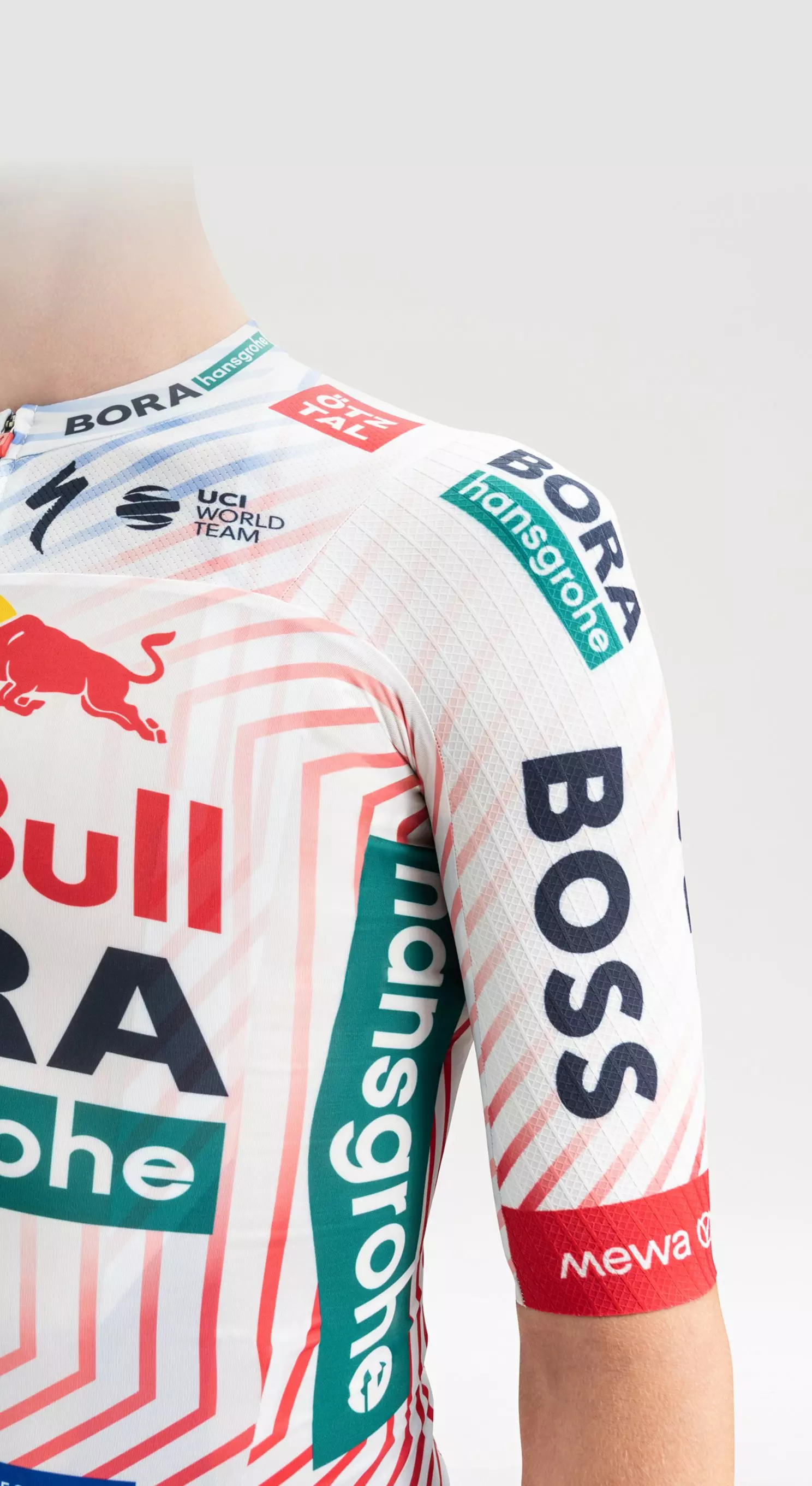 Sedí ako druhá koža