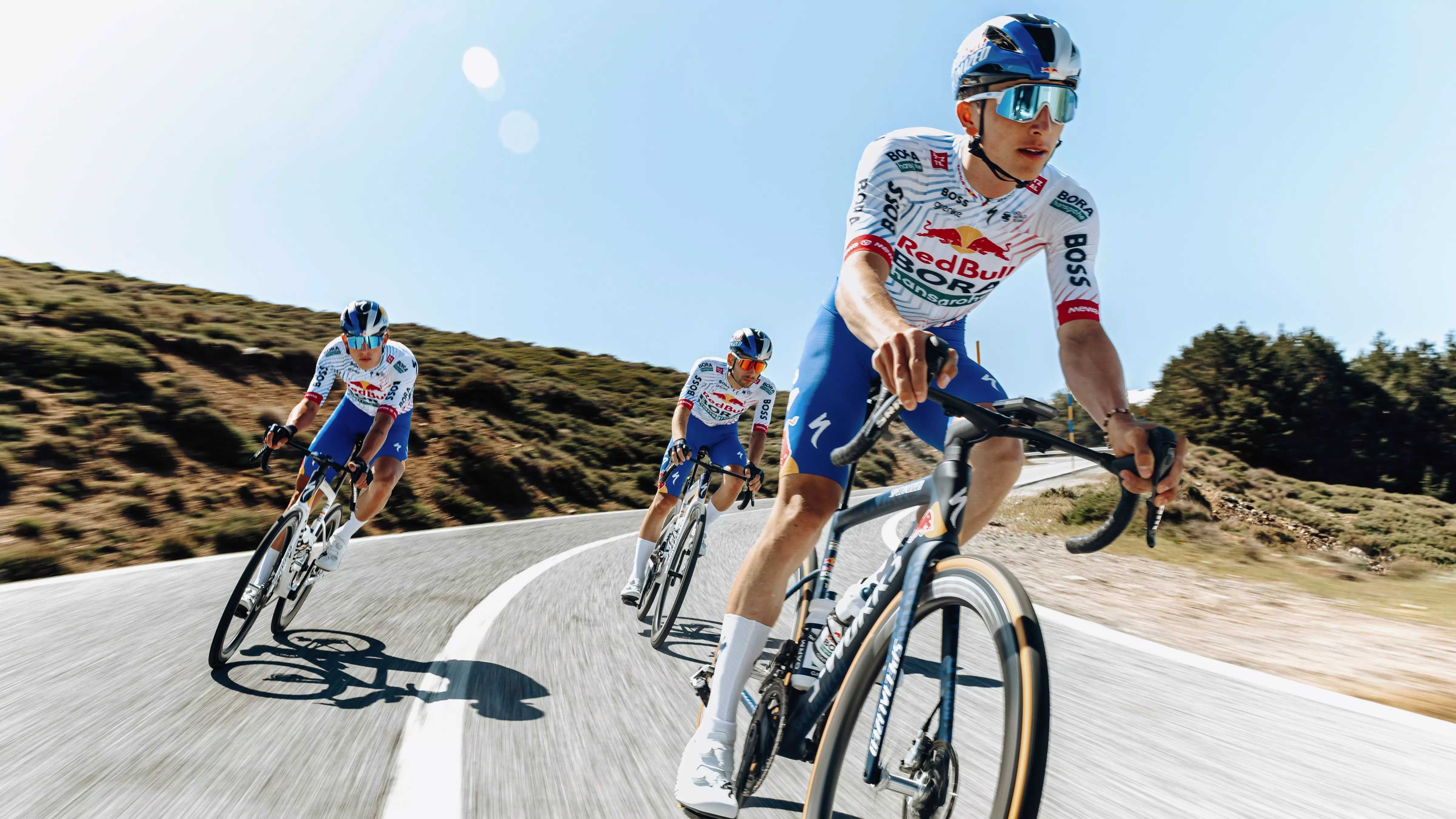 ROAD-9090_RBH-TdF-Collct_PDP_Tarmac_LC-02