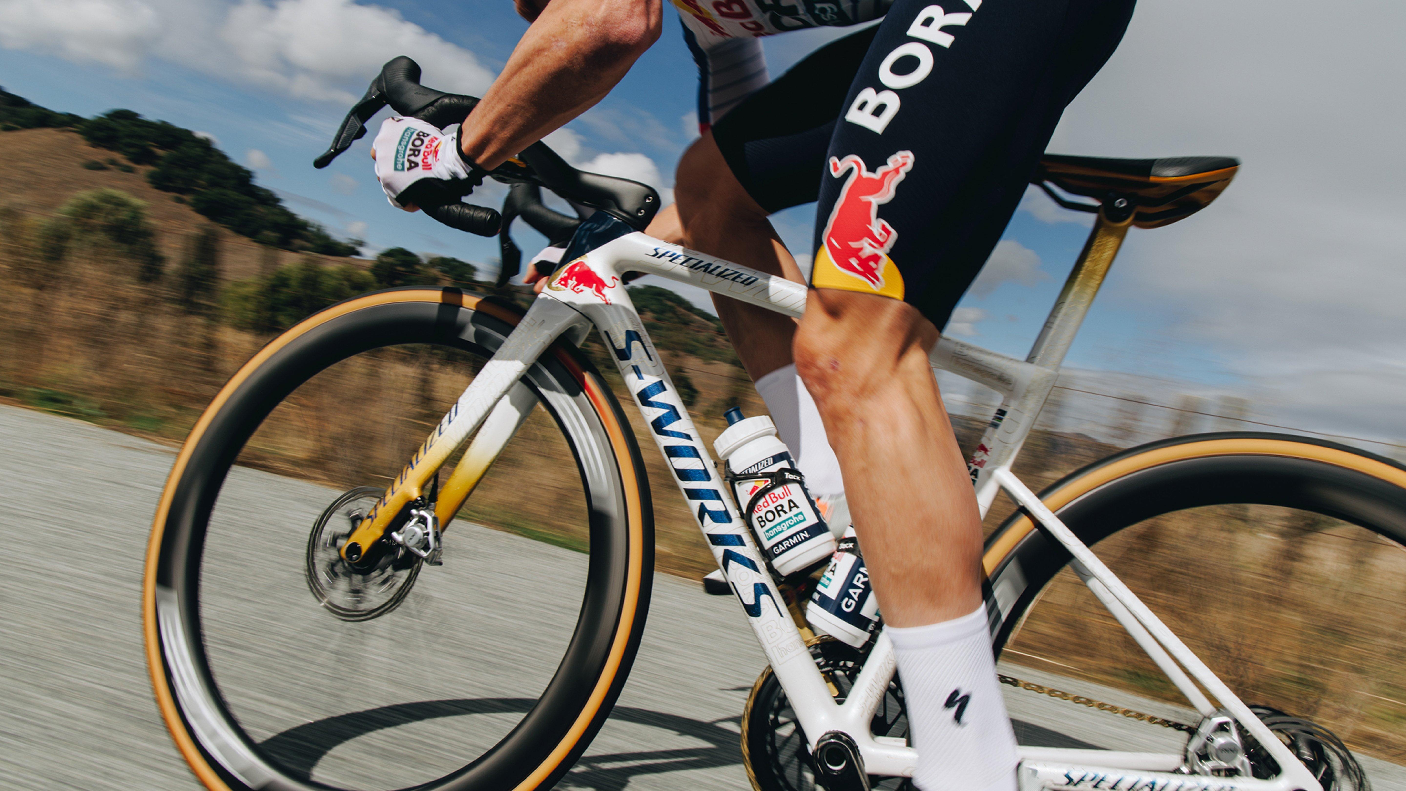 Specialized redbull bora サイクルジャージ Red Bull BORA hansgrohe