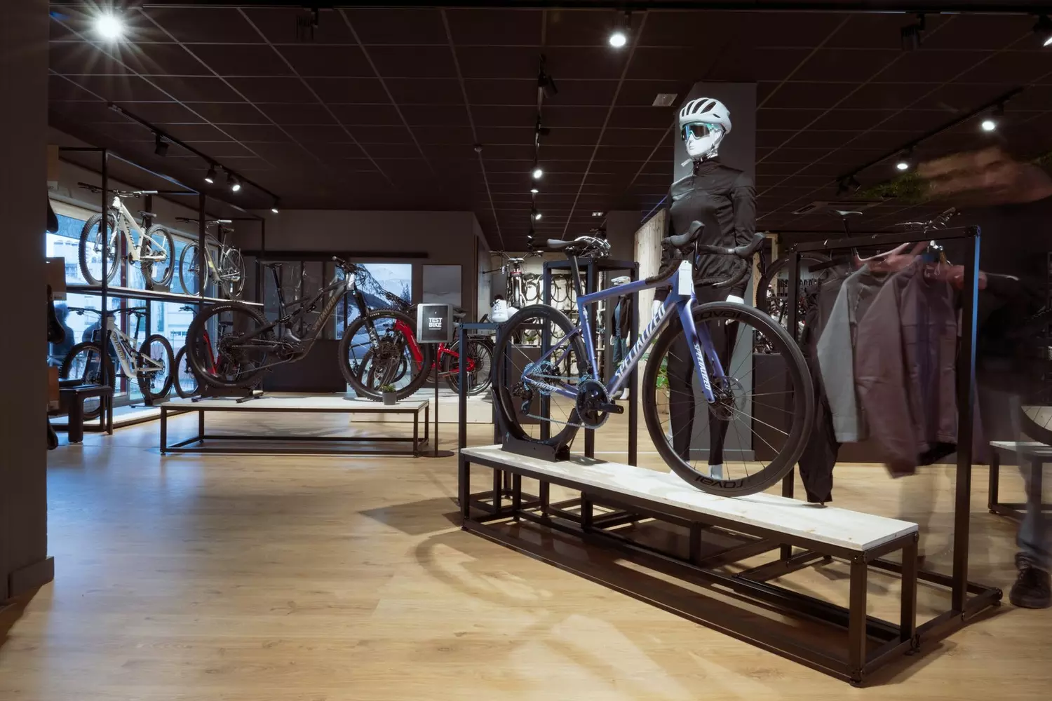 Store Image