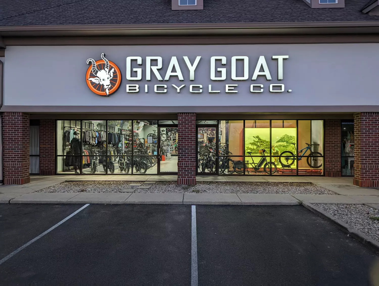 Store Image