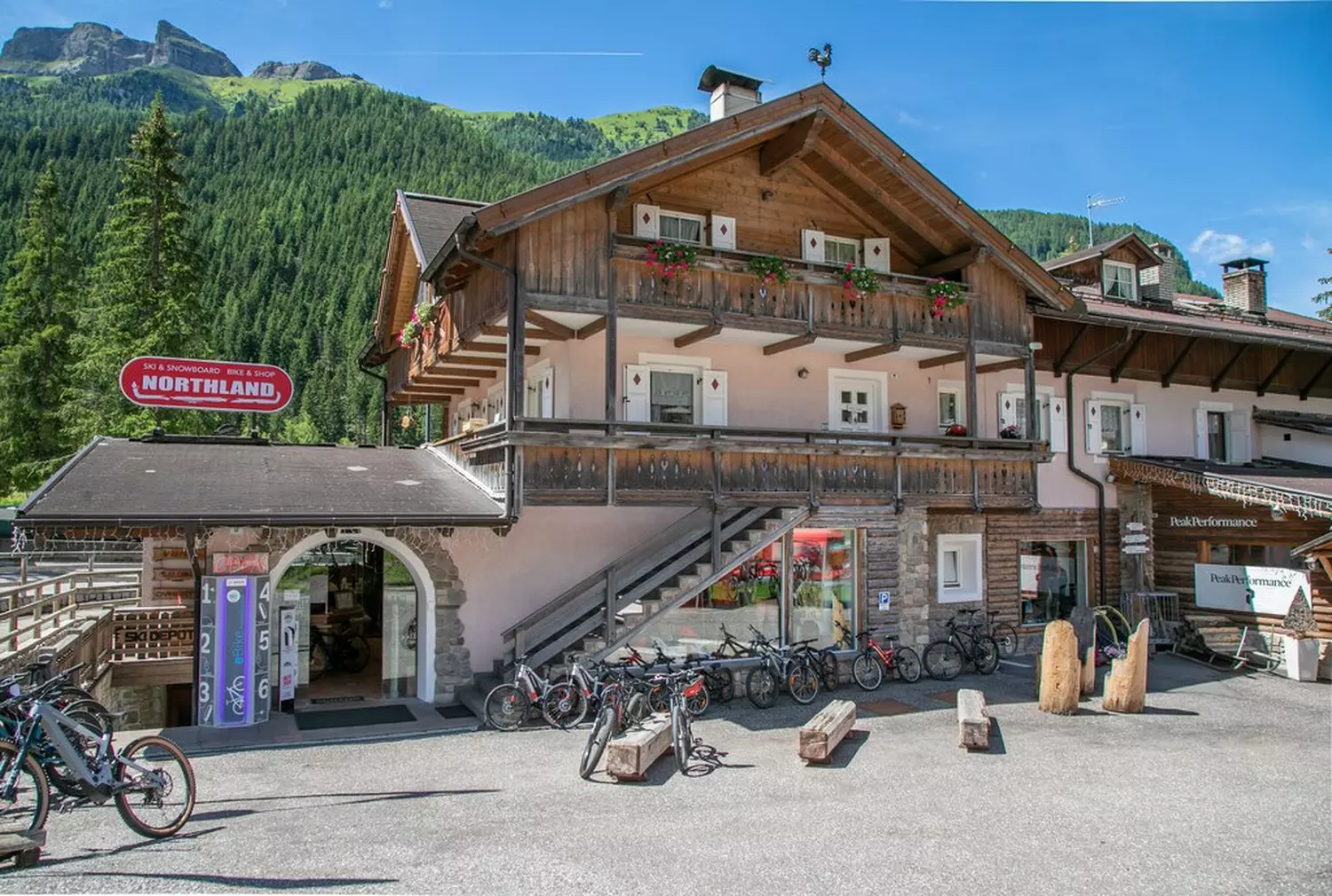 Store Image