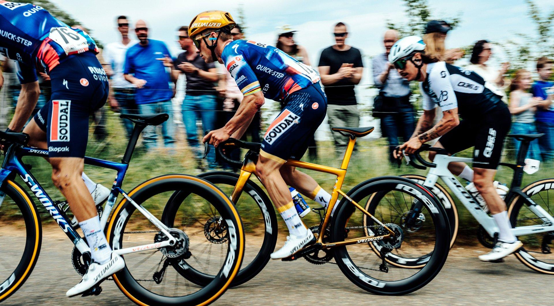 S-Works Power EVO with Mirror banner 3