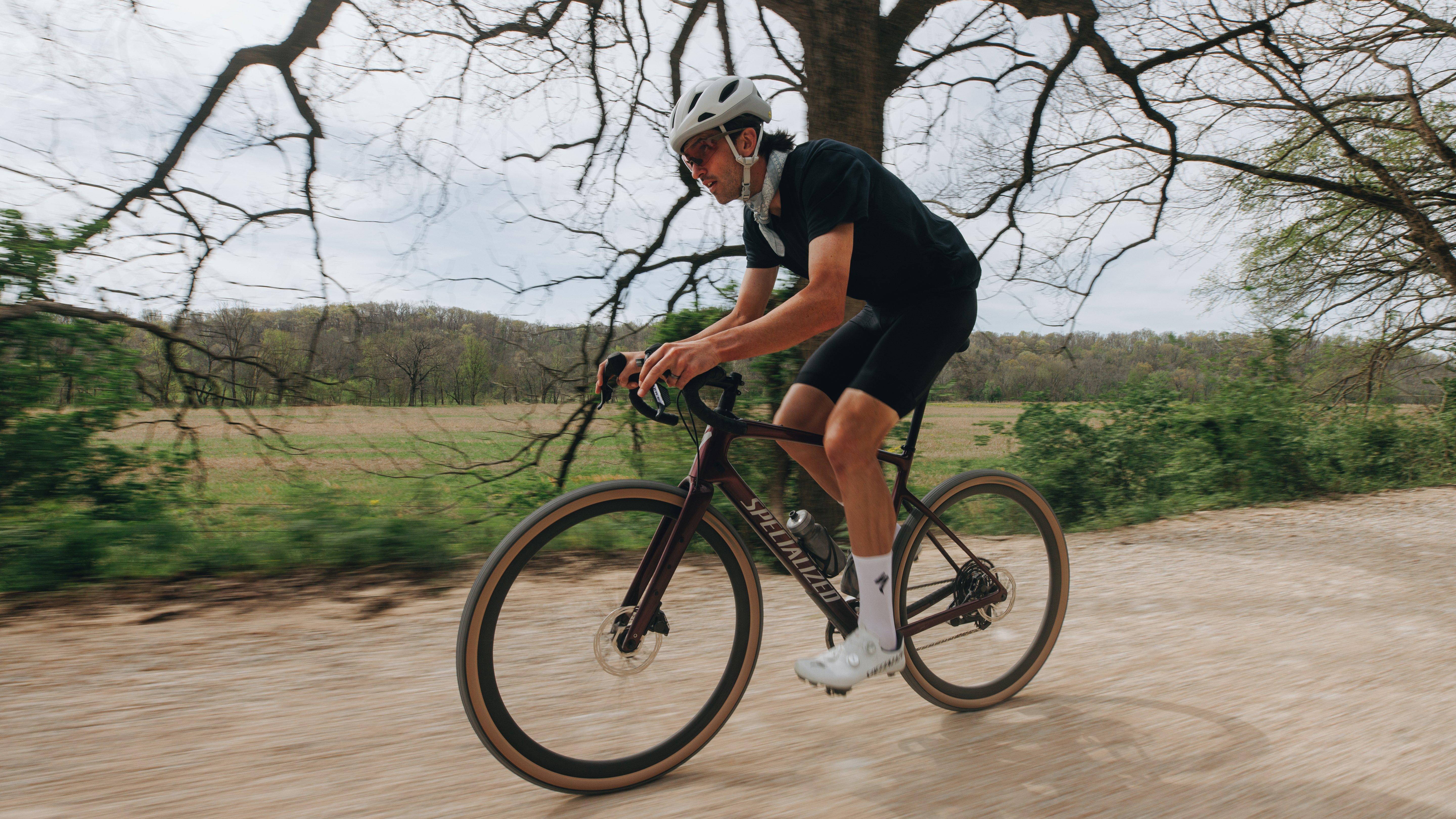 Diverge 4 Sport Carbon banner 1