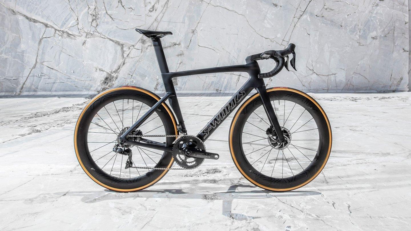 S-Works Venge (2021) custom build w. Ultegra Di2 and Enve 65 